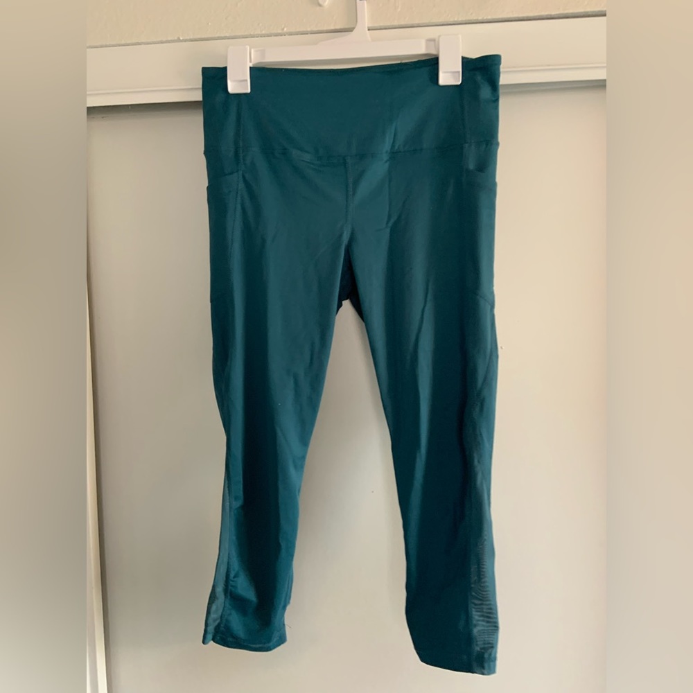 Turquoise cropped leggings